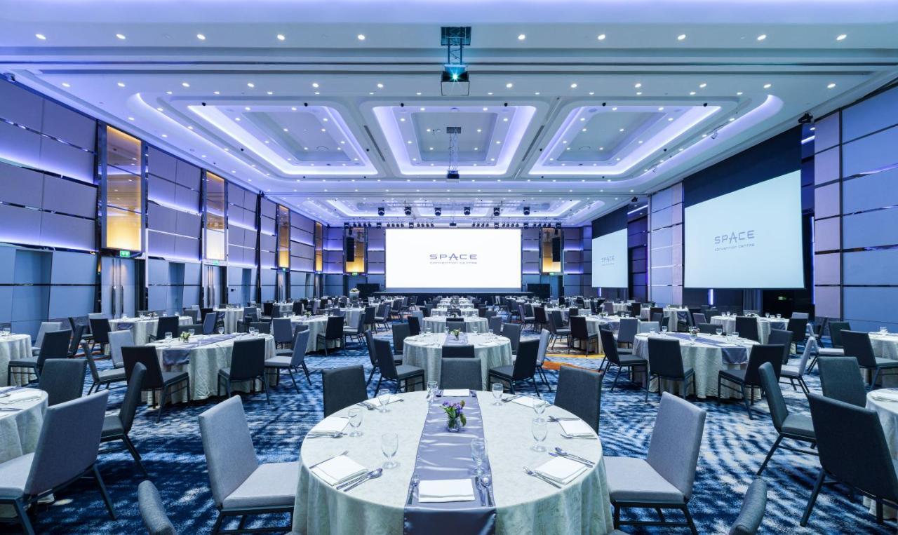 Grande Centre Point Space Pattaya Exterior foto The Grand Ballroom