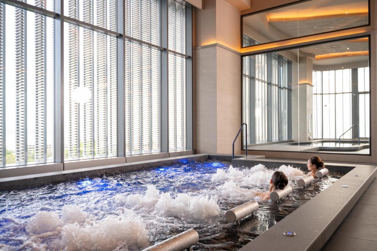 Grande Centre Point Space Pattaya Exterior foto The Spa at The Westin